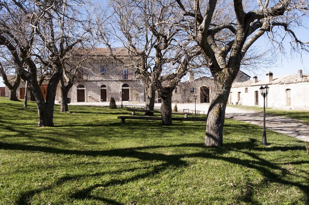 Masseria Salecchia Bovino Exteriér fotografie